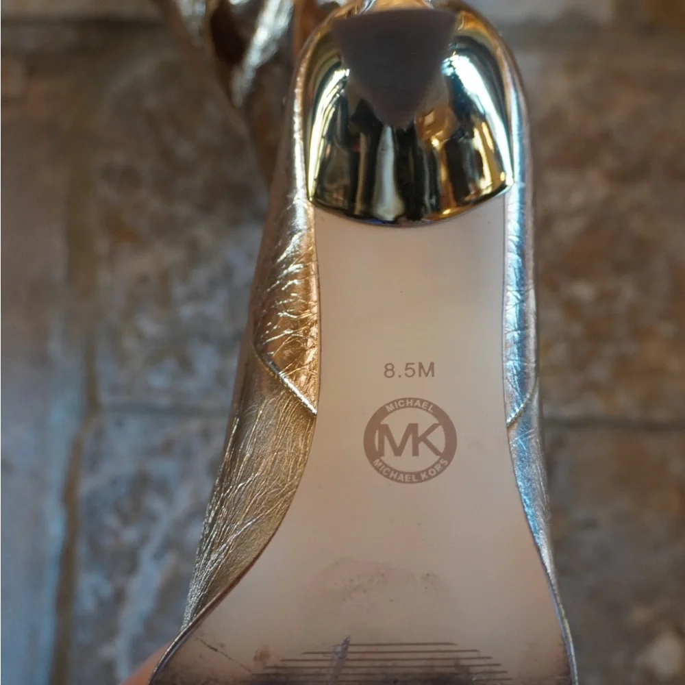 Michael Kors Leather Kelsea Slouchy Boot in Pale Gold size 8.5 - Picture 4 of 7